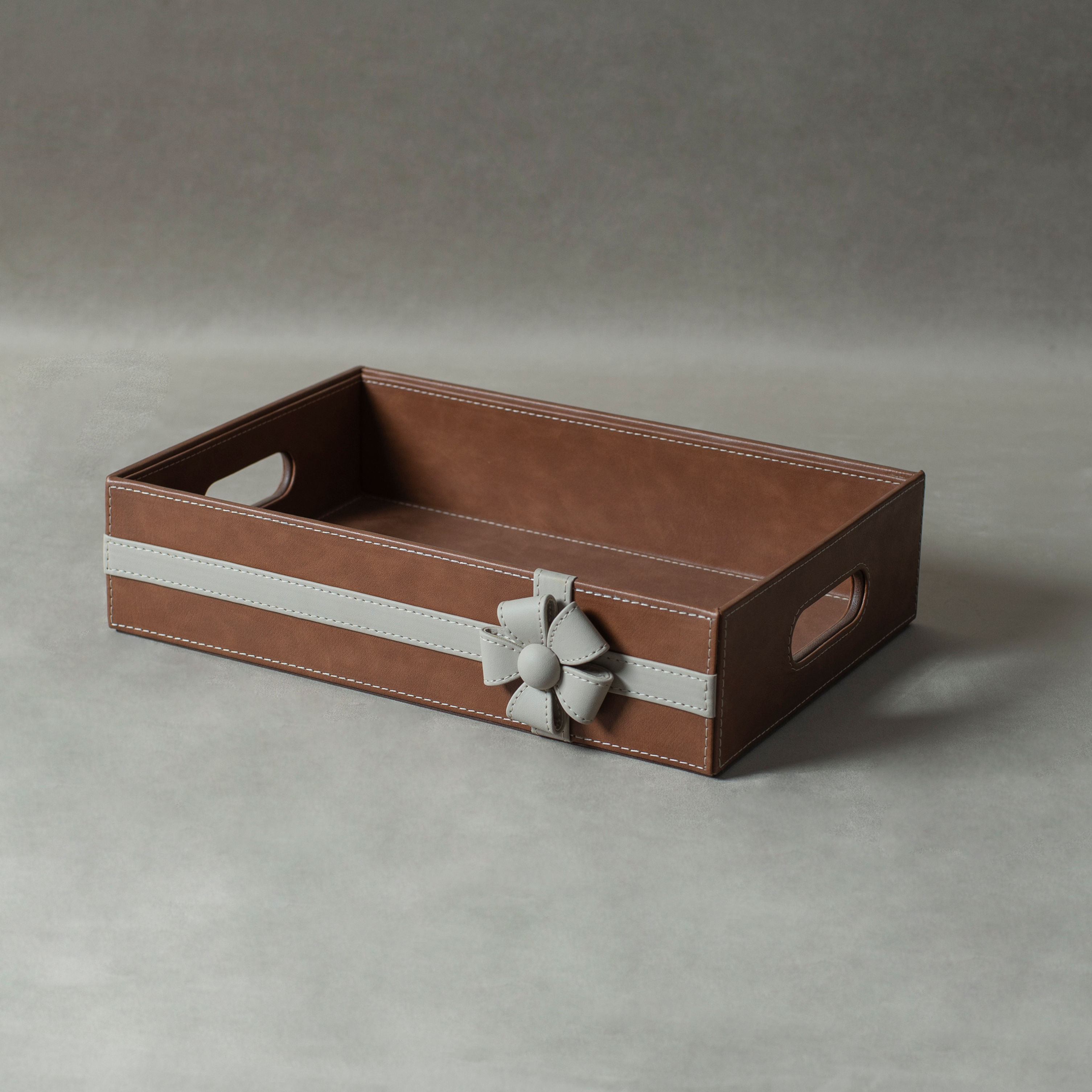 Bow Design- Tray
