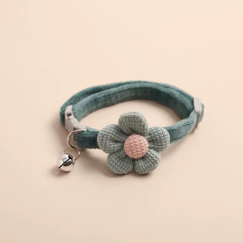 Thumbnail: Cat Collar with Bell and Flower