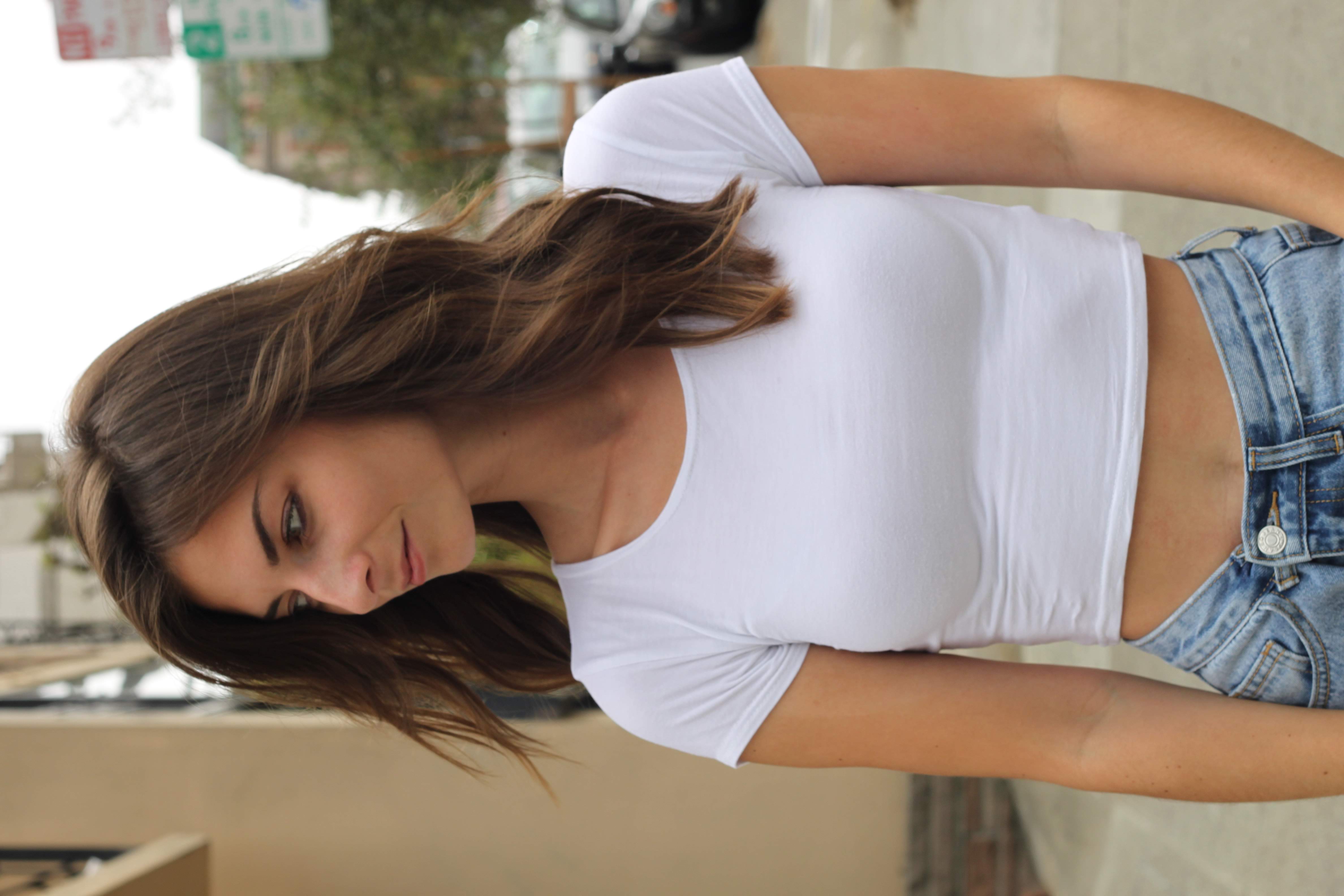 Instagram: whatverowears