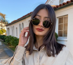 Cosmo Vanessa Cut Original 21-9-14.png