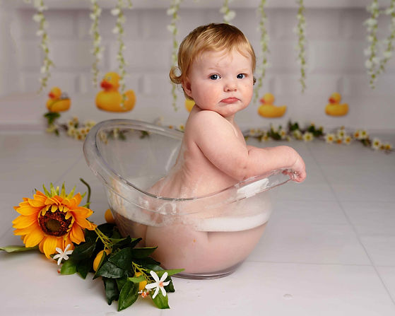 Cake Smash & Splash Photography In Hertfordshire