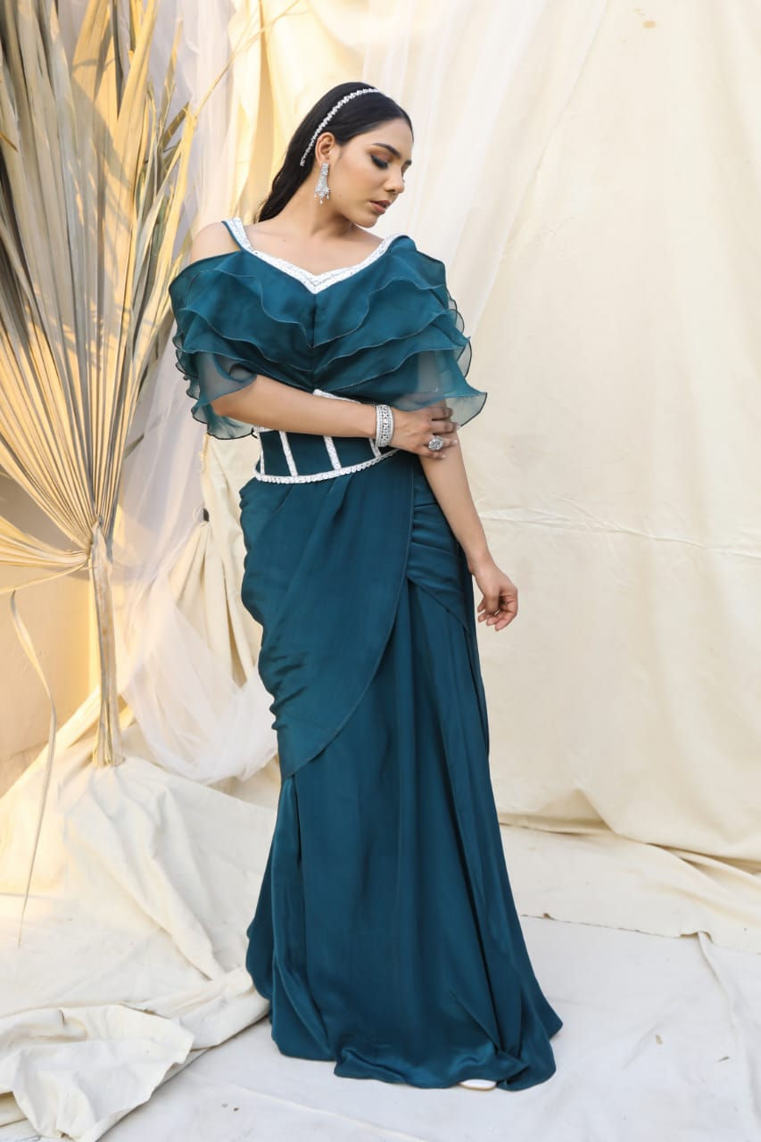 Thumbnail: Green ruffle sare with belt