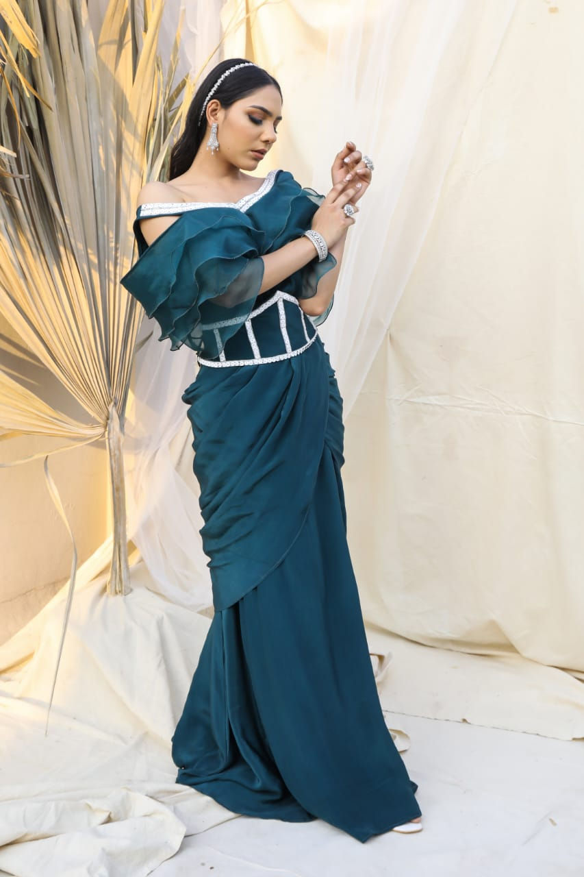 Thumbnail: Green ruffle sare with belt