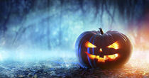 Trick’n Out The Apartment For A Halloween Treat