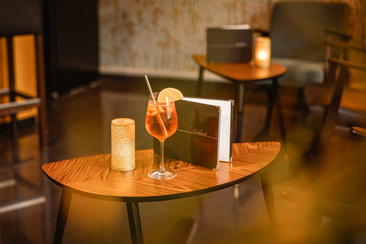 Hotel Spalentor Basel Hotelbar und Empfang hotel bar and lobby,  bar et réception, drink