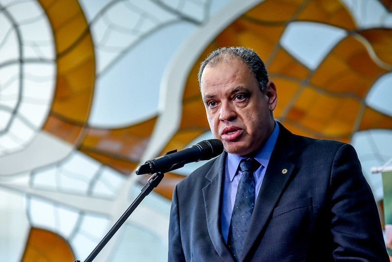 Deputados do Republicanos protocolam pedido para interromper a Resolução do Conanda