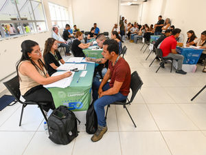 CPAT realiza mutirão para 44 vagas de emprego em rede de farmácias