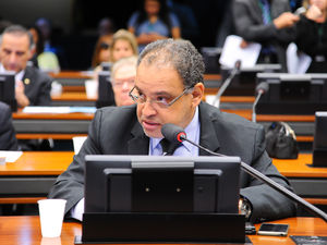 ‘Semana Nacional de Combate à Sexualização de Crianças e Adolescentes’ é aprovada