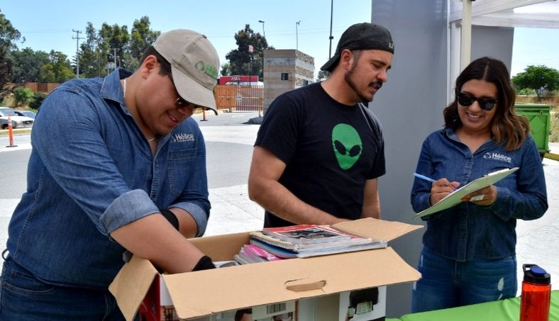 Gran éxito de la Campaña "Dona tu libro viejo" en la ciudad de Tecate