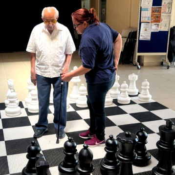 Ofrece Biblioteca Pública Central Estatal talleres para persona débiles visuales