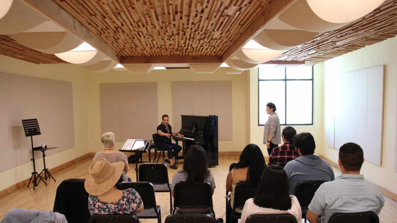 Destaca Cultura en educación y profesionalización artística