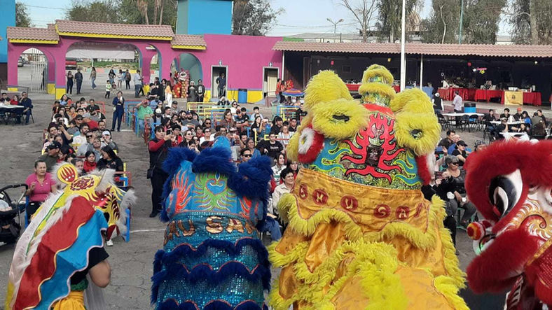 Mexicalenses disfrutaron de evento Bicultural y Exhibición de autos en el Vicente Guerrero