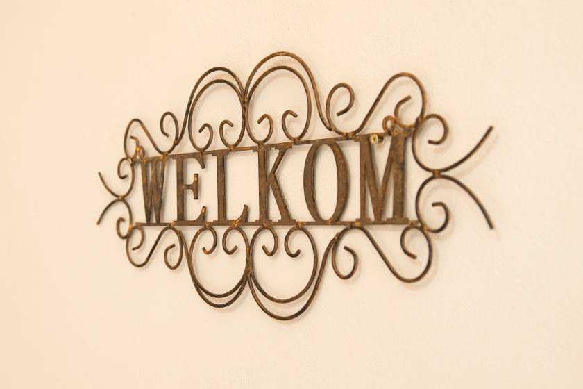 Thumbnail: "Welkom" Wall Fixture - Rust