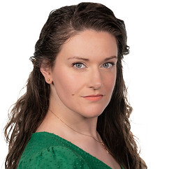 Kiki Collins Headshot 004.jpg