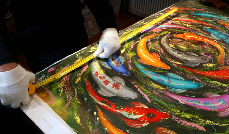 bespoke framing, canvas stretching, art fabric canvas, careful framing