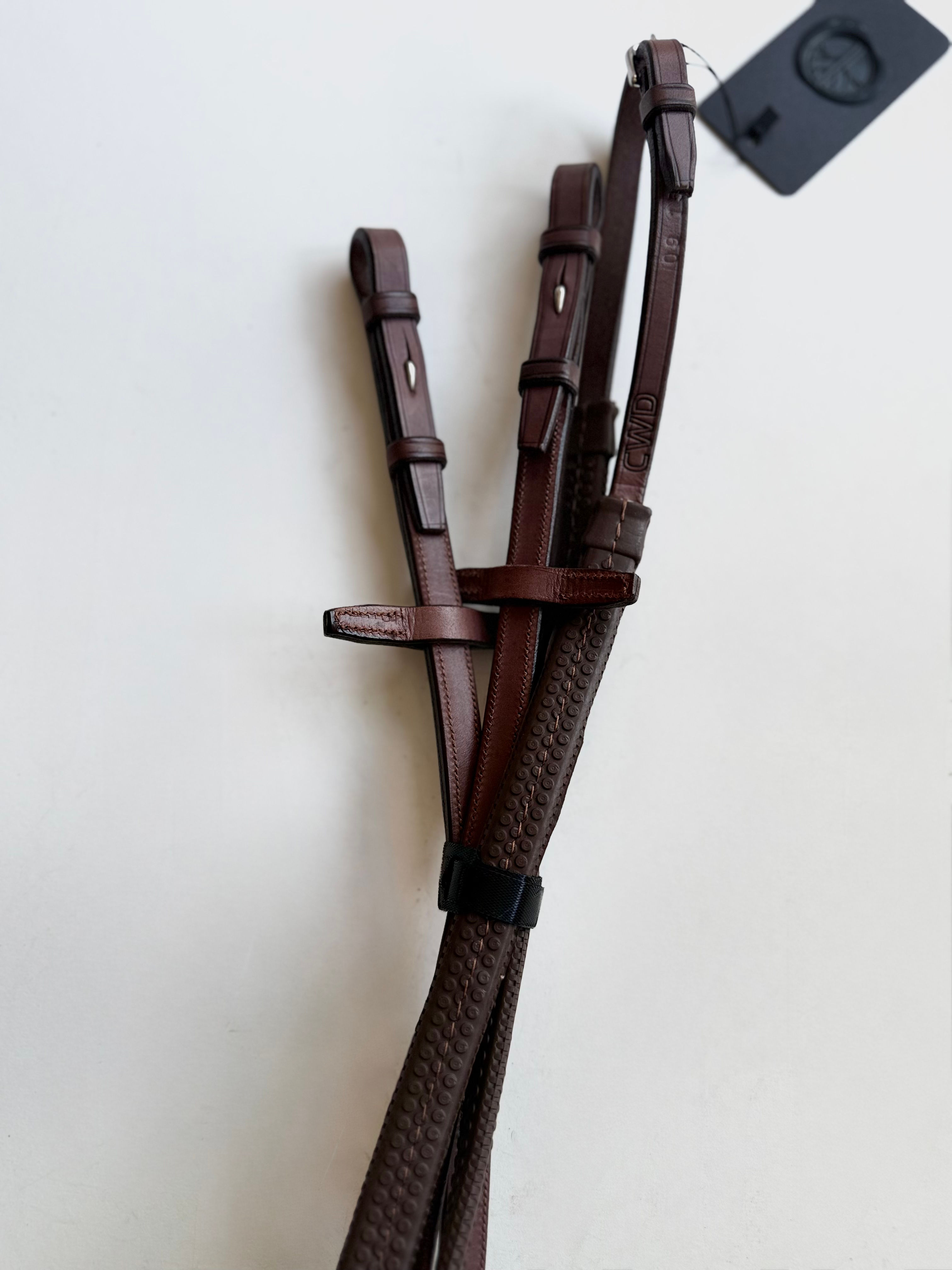 CWD Fancy Raised Rubber Reins- 110”