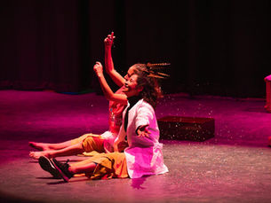 SARA FLORES: Gestora cultural y artista transdisciplinaria en Los Cabos