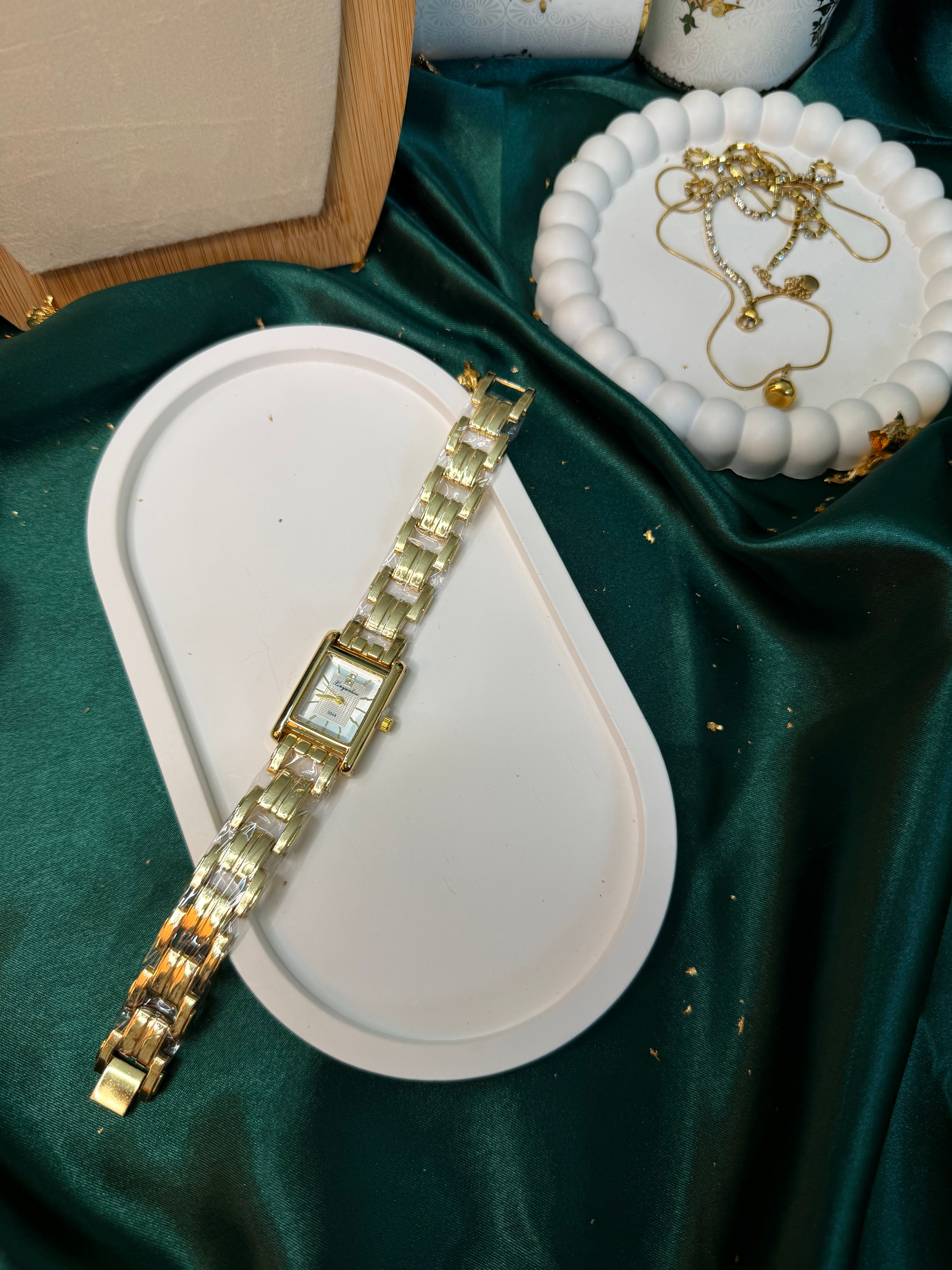  The It-Girl Timepiece - Champaign 