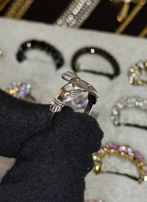 Thumbnail: Irish Claddagh Ring Size 7 14K Gold