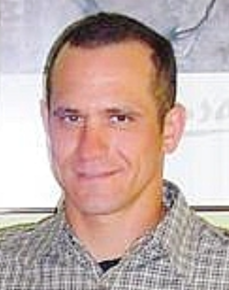 Ian Alexander YOUNG (55)