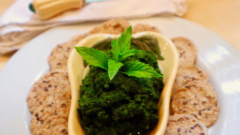 Love to Be Green Dip (Mint Chutney)