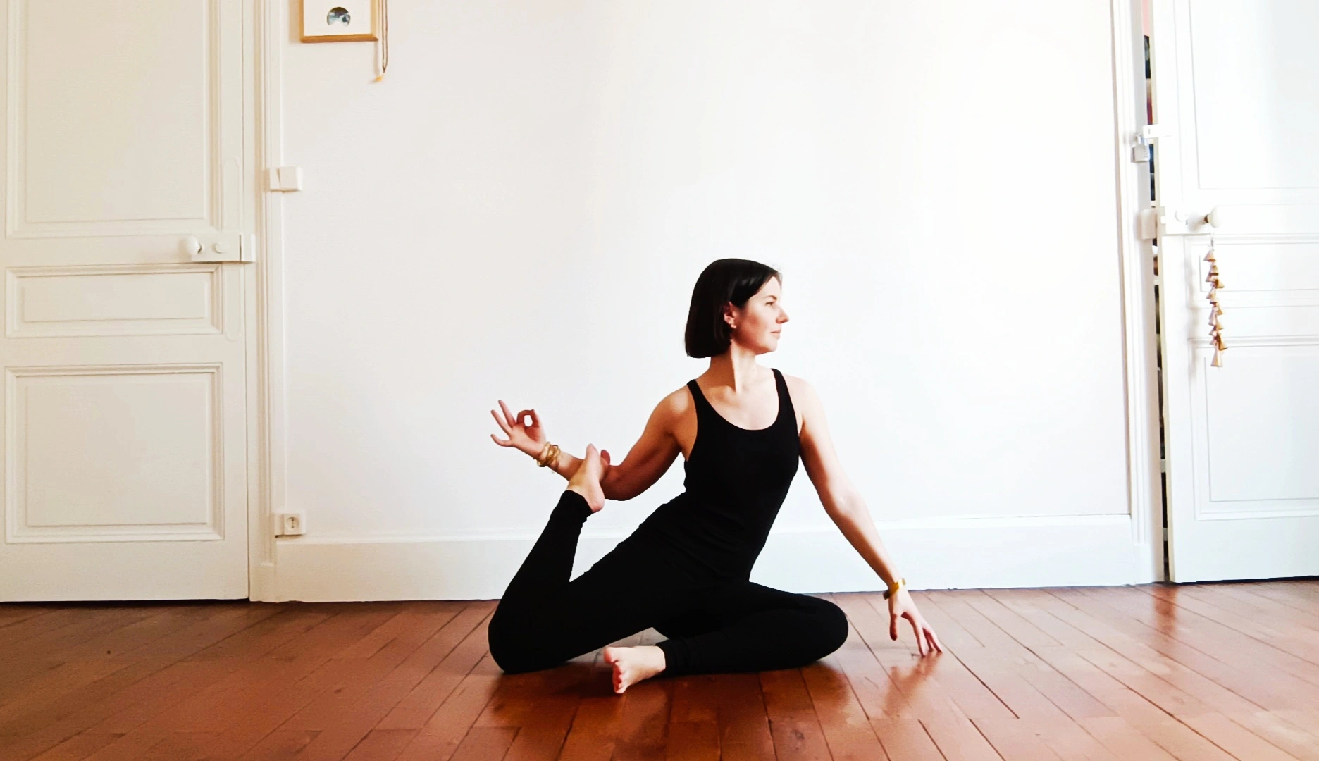 cours-yoga-de-la-femme-a-limoges-avec-pauline