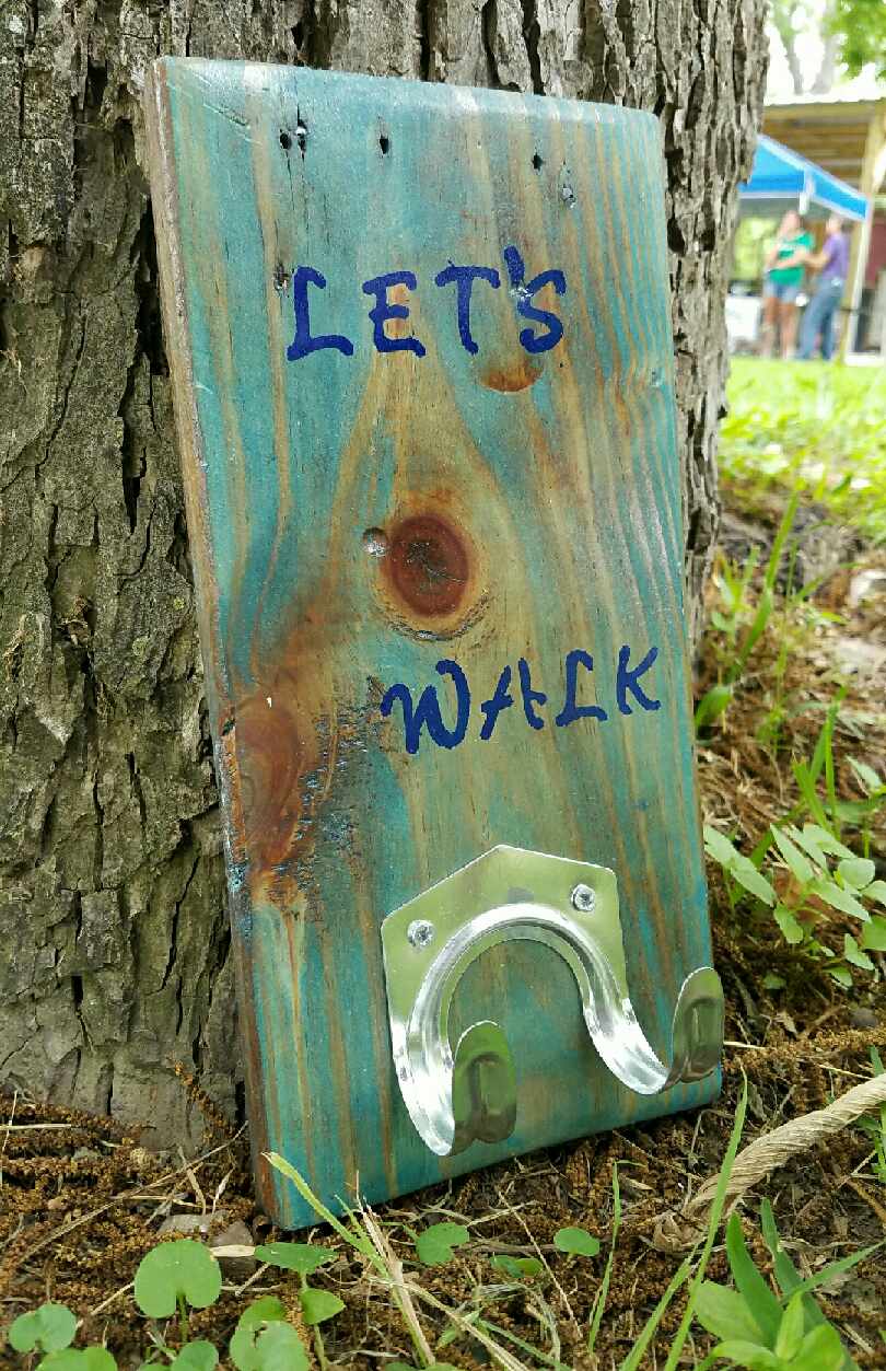 Pet Leash Holder