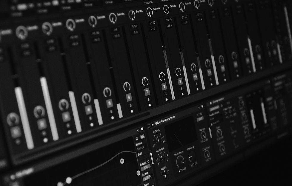 Music production workflow_edited.jpg