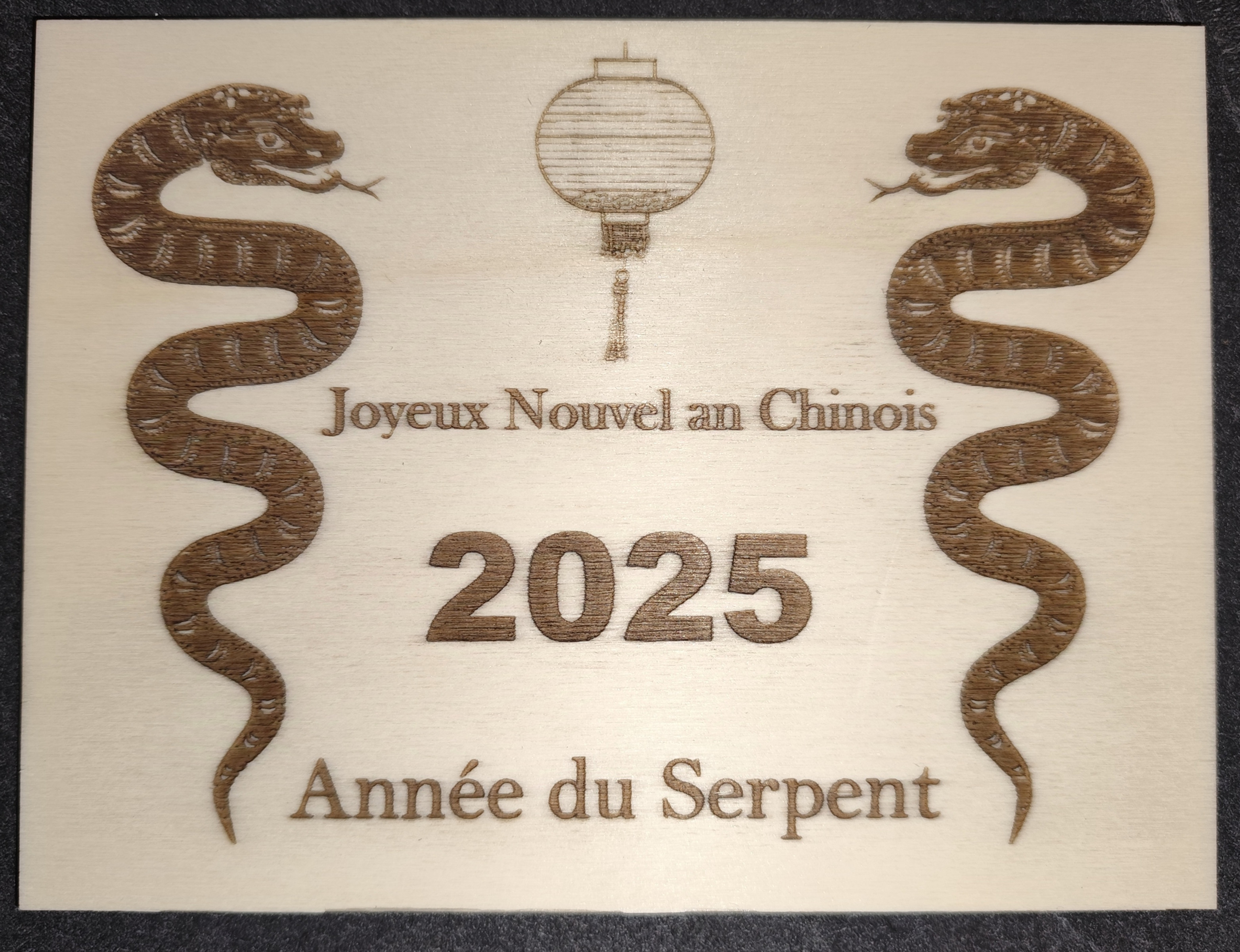 64 - Tableau en bois - Nouvel an Chinois 2025