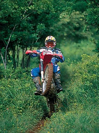140_0111_07z+Honda_XR+Front_View_Wheelie