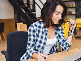 5 Sales Challenges SMBs Face – and How Dynamics 365 Sales Solves Them