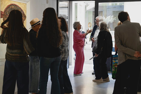 Una selezione di opere e vedute dell’allestimento della mostra Anteprima di Beppe Madaudo, presentata all’Art Studio La Marina e curata da Diego Ferrante