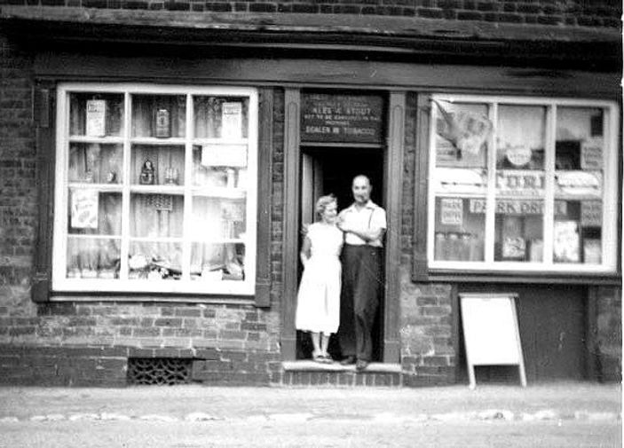 Mouse Hill Stores pelsalltimes