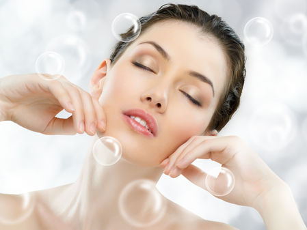 Skincare Routine For a Younger-Looking Skin