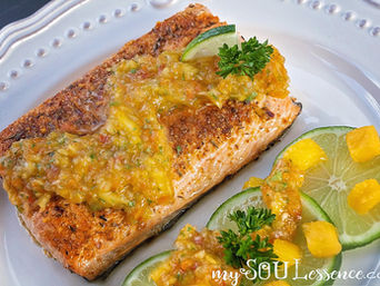 Whole30 Mango Salsa Salmon