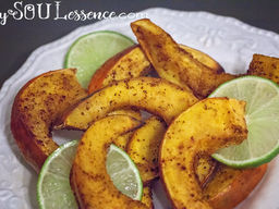 Whole30 Citrus-Seasoned Acorn Squash