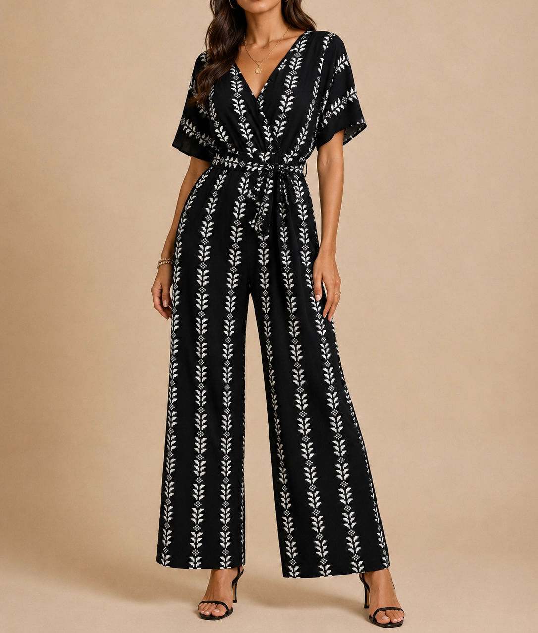 Jumpsuit manga corta Negro / Blanco B645