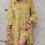 Miniatura: Vestido Corto Manga 3/4 Amarillo Floreado C154
