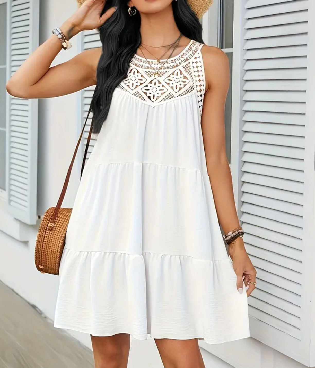 Vestido Corto Halter Blanco con encaje B836 