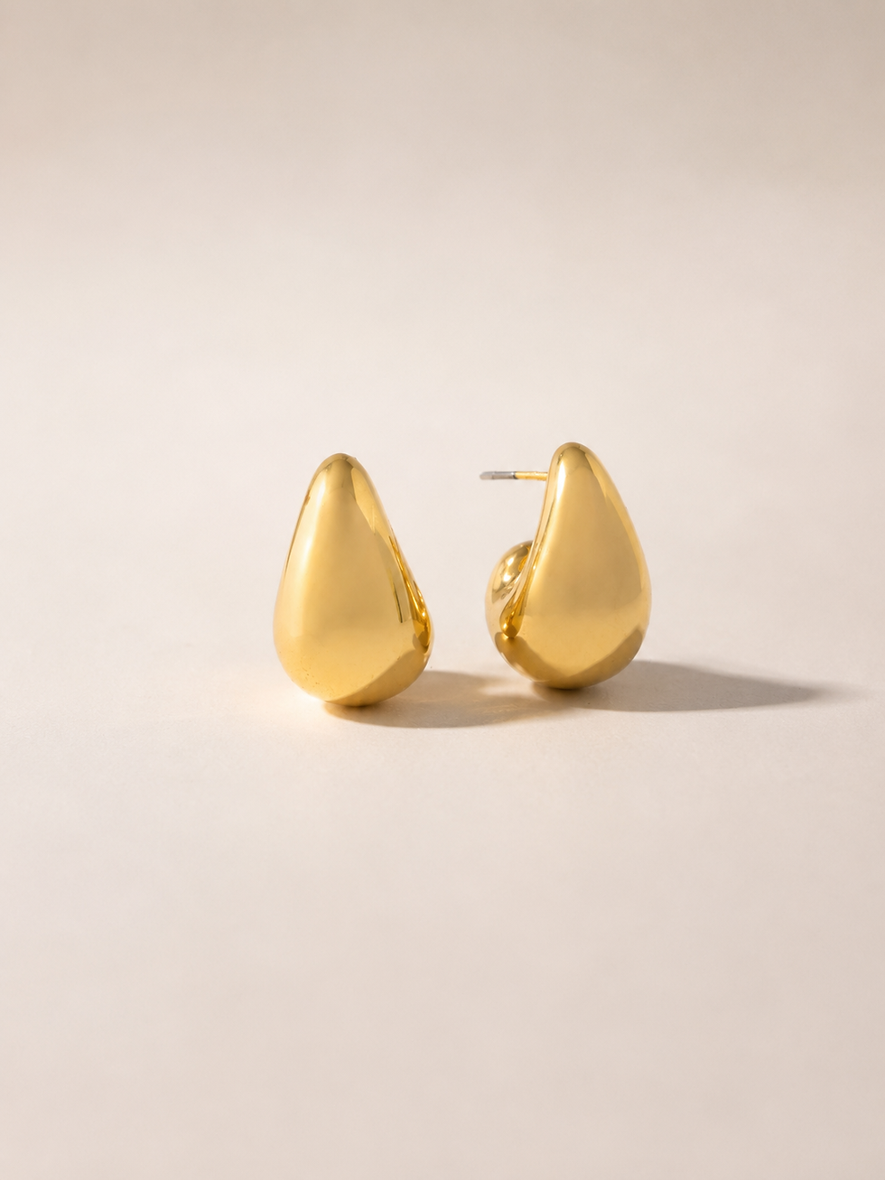 Miniatura: Zarcillos de gota dorada C529