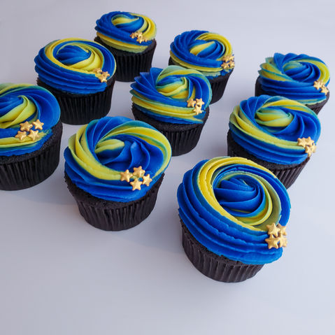 School Spirit Star Cupcakes