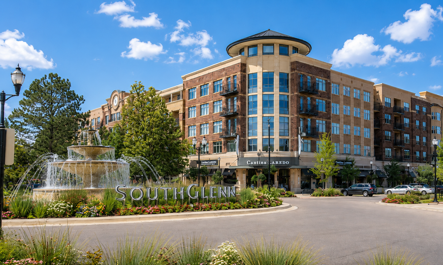 The Streets at SouthGlenn fountain and mixed-use district in Centennial, Colorado