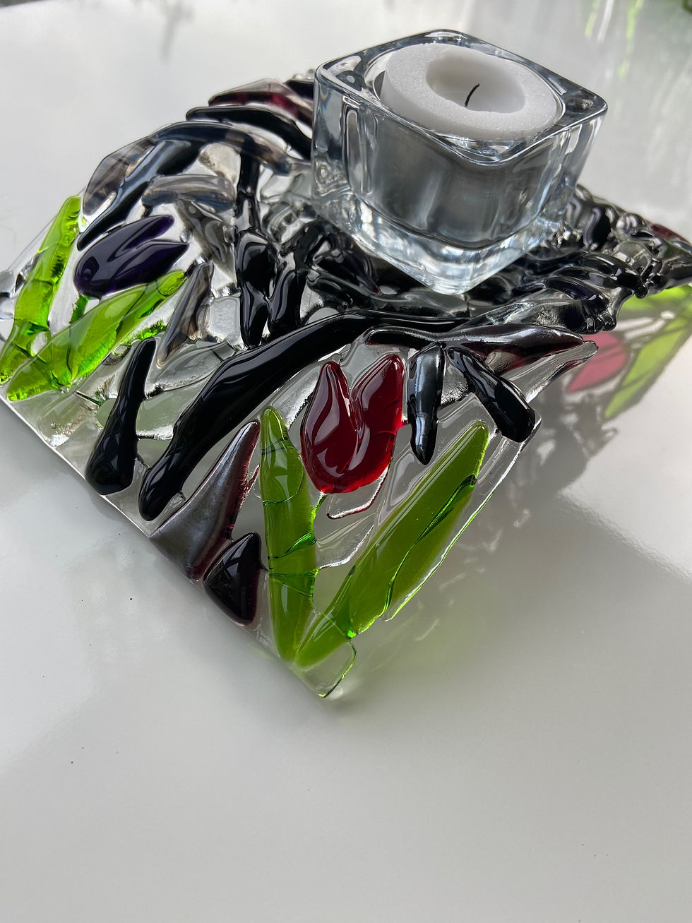 fused glass tulip-inspired candle bridge