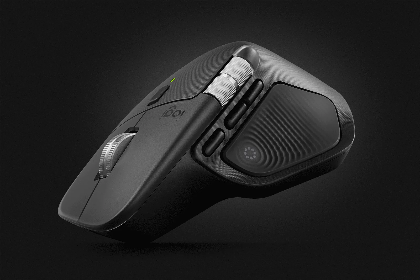 before and after of a mouse device shoot and retouching. 