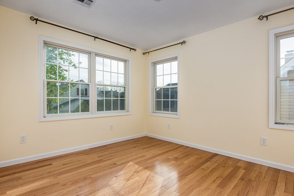 390 Pandolfi Ave - 4WEB-12.jpg