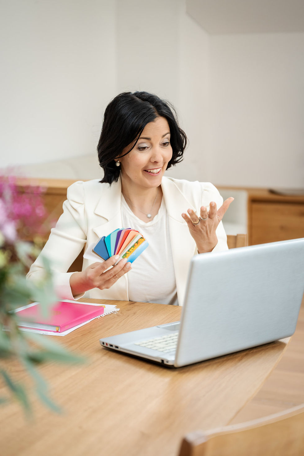 Natural Presence, Irene Verra, Farb-Stilberatung
und Business Mentoring
für Frauen