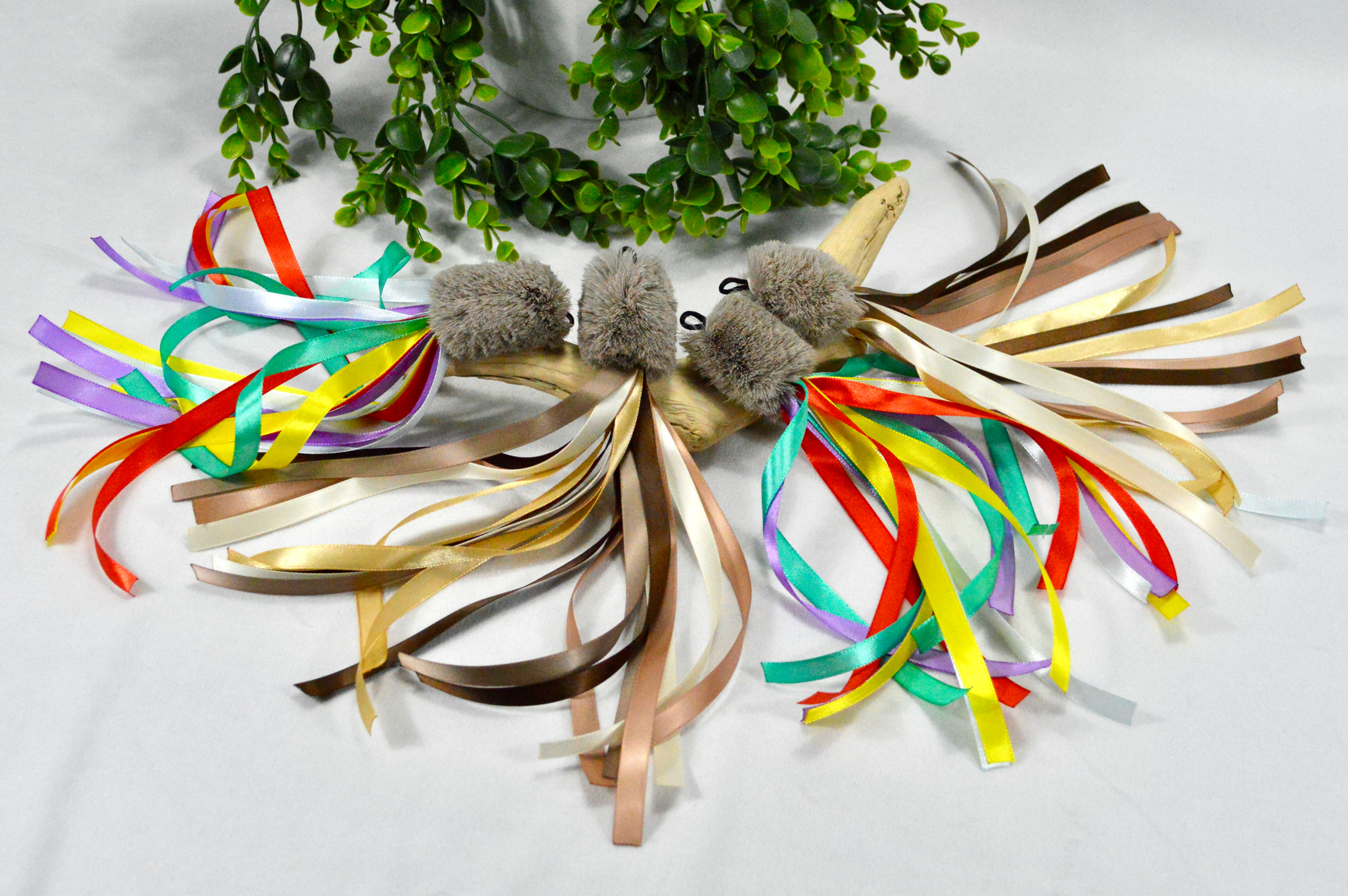 Deer Hide With Ribbon - Cat Teaser Toy