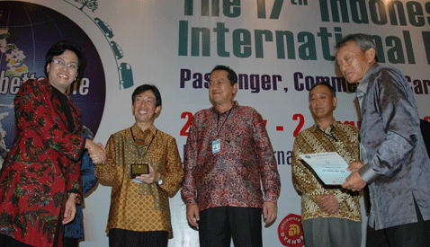 Honda menangkan Penghargaan terbaik