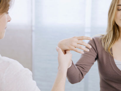 Anorexie, hyperphagie… Comment l’hypnose peut-elle aider en cas de troubles du comportement alimenta
