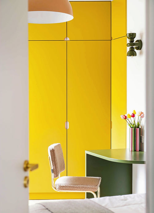 Un coin bureau aux couleurs vitaminées